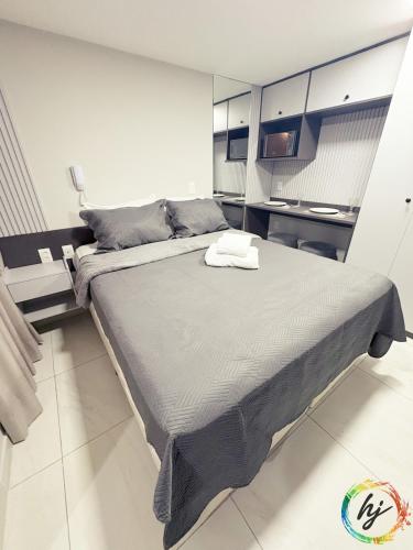 Paradise Flat 104