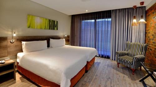 ANEW Resort Vulintaba Newcastle Room Type - Family Room with Mountain View