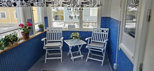 Air contioned and furnished half of semi detached house in 라우마 시티 센터