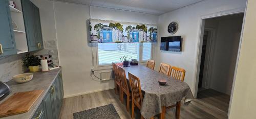 Air contioned and furnished half of semi detached house in 라우마 시티 센터