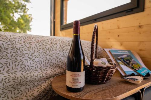 Lodge Grand Confort - 1h de Lyon - Vue sur Loire in แซ็ง-ฌอร์จ-เดอ-บารอย