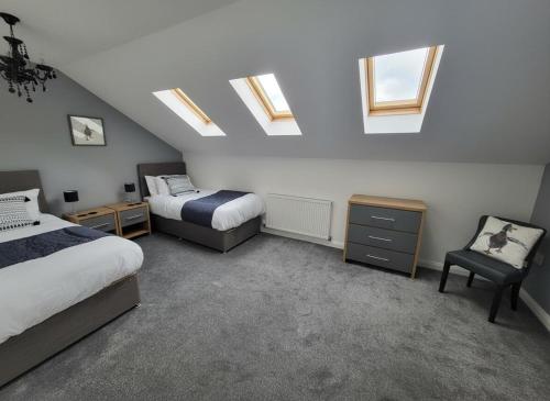4 Bedroom Home - Sleeps 7 Pet Friendly & Parking, Manchester (foto 4)