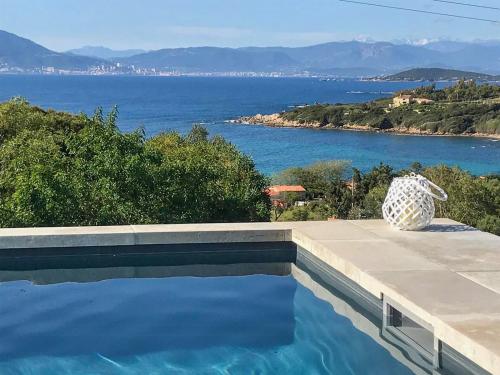 Villa With Views Over Gulf Of Ajaccio gîte à louer Coti-Chiavari