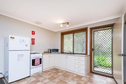 Travellers Rest Motel