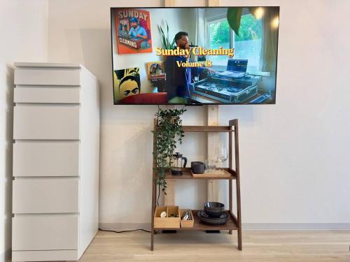 10 Mins To Nanba, 5 Mins To Imamiya Sta