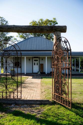 . Ravenscroft Cottage