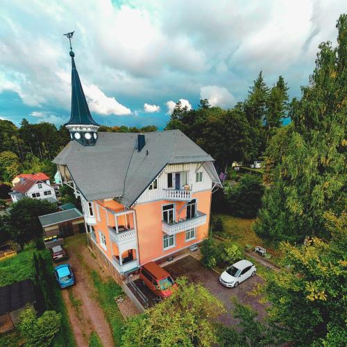 Moderne Ferienwohnungen in alter Villa