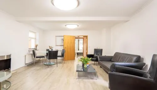 Ferienwohnung Charlot mit 2 Schlafzimmern & Bio-Kamin in Heringsdorf, Deutschland