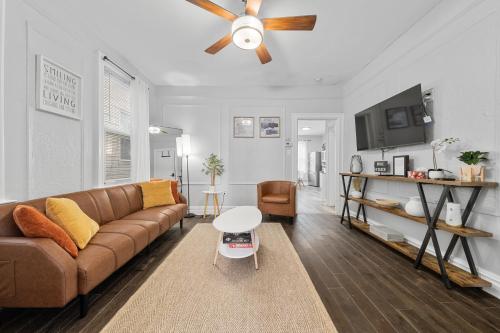 Charming Apartment - Just 35 min to Manhattan, Jersey City