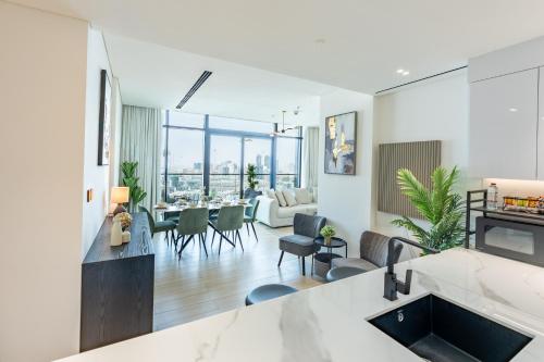 Elegant 2 Bedroom Apartment -Binghatti Emerald JVC - image 11