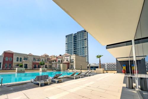 Elegant 2 Bedroom Apartment -Binghatti Emerald JVC - image 12