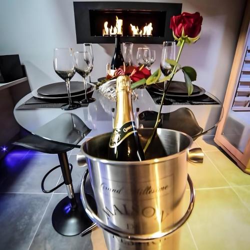 Love Room De Luxe Lovalcove