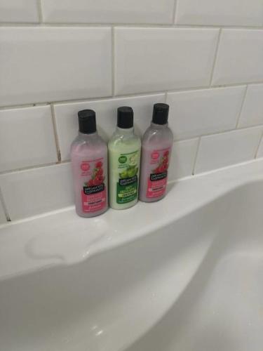 4BR 2BA House By LiveStay Short Lets & Serviced Accommodation London Near Oxford Circus With 2 Private Patios gîte à louer No 5 Cavendish Square