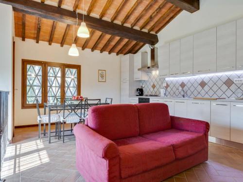  Farmhouse in Tuscany with Pool & Vineyard View in Lucardo