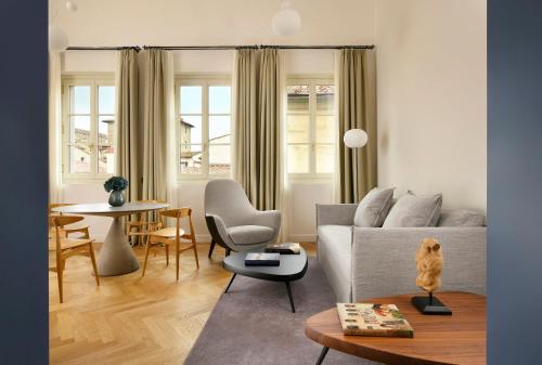 Luxury Apartments by Palazzo Portinari Salviati, Флоренция (фото 5)