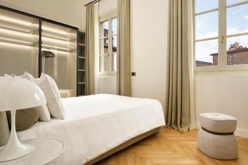 Luxury Apartments by Palazzo Portinari Salviati, Флоренция (фото 10)
