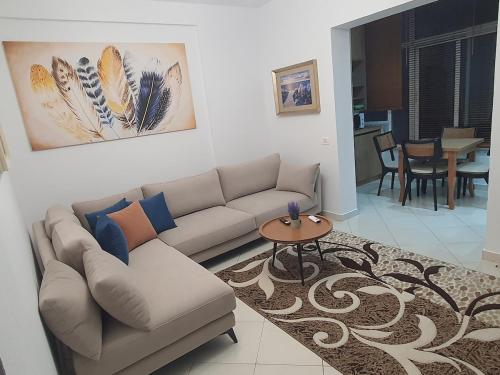 Lion apartment, Tirana