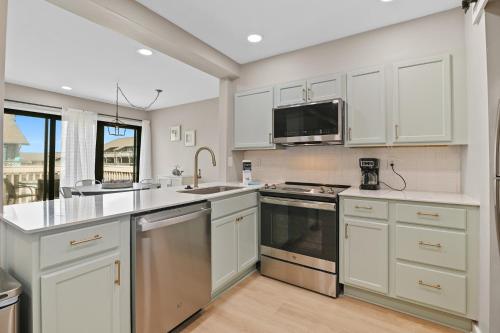 Coastal Cove near Apache Pier & Fmly Campground