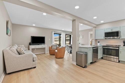 Coastal Cove near Apache Pier & Fmly Campground