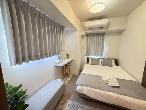 Ying-Higashi Shinjuku