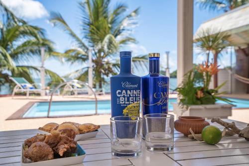 Instalações, Villa Beau Rivage in La Trinite