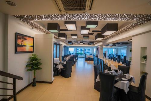 Étterem, Central Inn in Dhaka