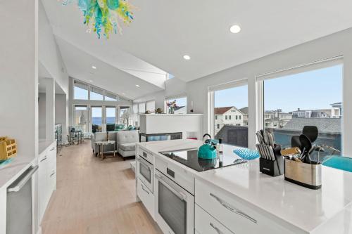 Serendipity Beach Retreat Penthouse and Yoga