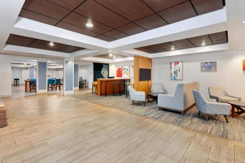 外部景觀, 智選假日酒店及套房-厄巴納-尚佩恩-伊利諾伊大學區-洲際酒店集團旗下 (Holiday Inn Express Hotel & Suites Urbana-Champaign-U of I Area By IHG) in 厄巴納