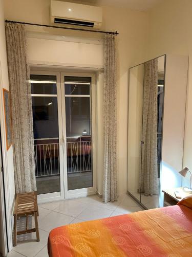 Marhaus, apartment in Piazza Dante, Naples (photo 9)