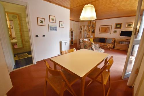 Shared lounge/TV area, Maso Nove Appartamento in Madonna di Campiglio City Center