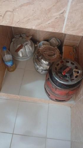 studio avec salons séparé et balcon (studio avec salons separe et balcon) in Niaga Dakar