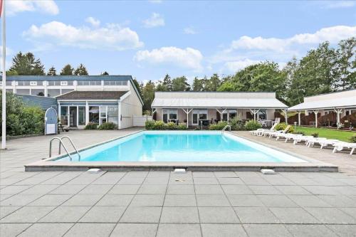 2644 Nexø - Pilegårdsvejen 17 B (2644 Nexø - Pilegardsvejen 17 B) in ดูออเดอ