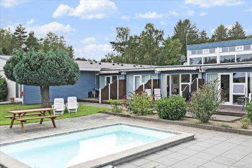 2644 Nexø - Pilegårdsvejen 17 B (2644 Nexø - Pilegardsvejen 17 B) in ดูออเดอ