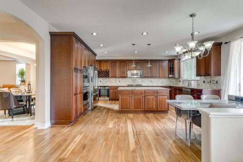 Yard, Home Gym, & Game Room: Spacious Aurora Home in Tallyn's Reach