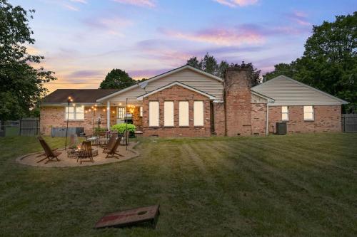 Facilities, Quiet NRG Retreat | Hot Tub • Gameroom • Firepit in Oak Hill (WV)
