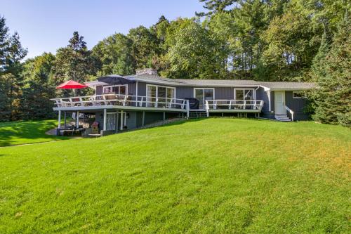 Waterfront Gull Lake w/ Dock: Family Friendly! in East Gull Lake (MN)
