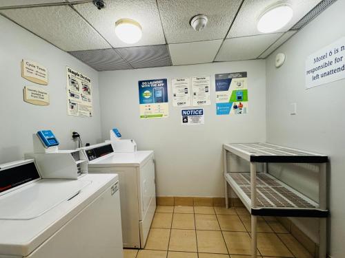 Motel 6-Milford CT - image 10