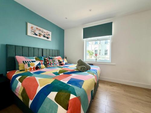 Modern Apartment, Central Location - Perfect for Business, Leisure or Families