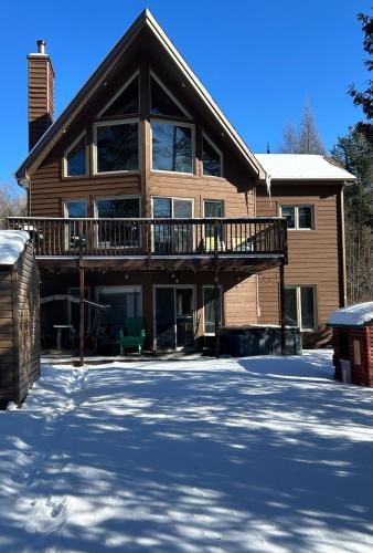 Chalet au pied du lac in Saint-Alphonse-Rodriguez (QC)