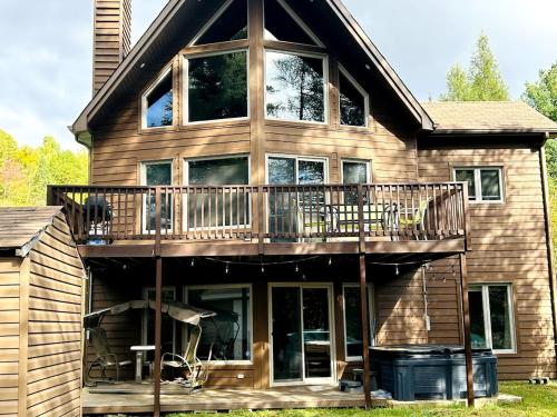 Balkons/terase, Chalet au pied du lac in Saint-Alphonse-Rodriguez (QC)