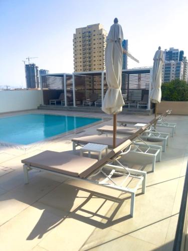 High Rise Studio Pool Gym Binghatti Gardenia JVC, Dubaj (zdjęcie 4)