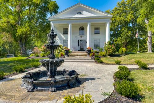 . Near Lake Erie, Harbor & Parks: Conneaut Getaway!