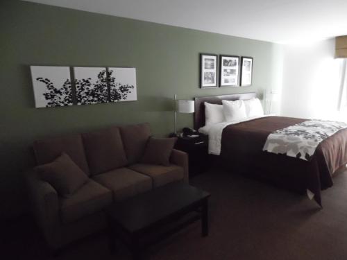 Sleep Inn & Suites East Syracuse