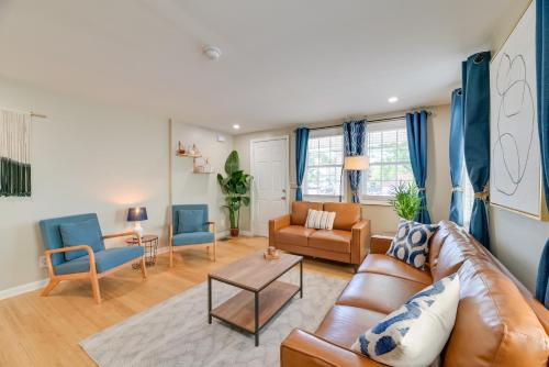 Cozy Finger Lakes Abode in Downtown Canandaigua! in Canandaigua, USA