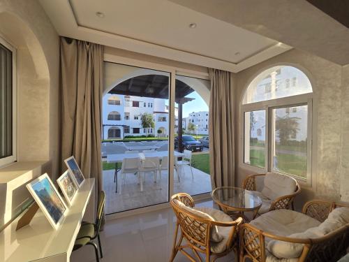 Vistas, Très Joli Appartement en résidence avec piscine (Tres Joli Appartement en residence avec piscine) in Cabo Negro