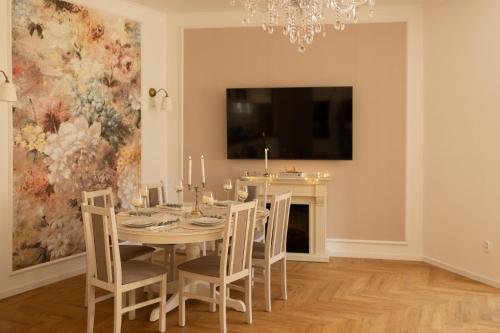 Tynska apartment