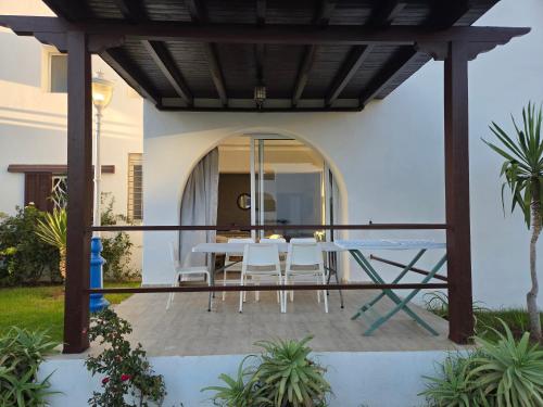 Jardín, Très Joli Appartement en résidence avec piscine (Tres Joli Appartement en residence avec piscine) in Cabo Negro