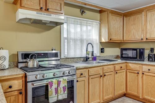 Accessible Home w/ Yard: 1 MI to Pere Marquette in Branch Township (MI)