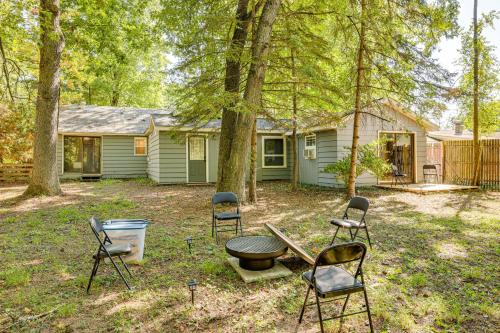 Accessible Home w/ Yard: 1 MI to Pere Marquette in Branch Township (MI)