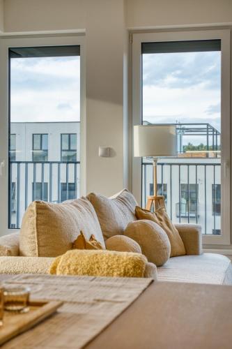 Chloé's Beige Apartment with big balcony, O2 arena, Praga (foto 7)